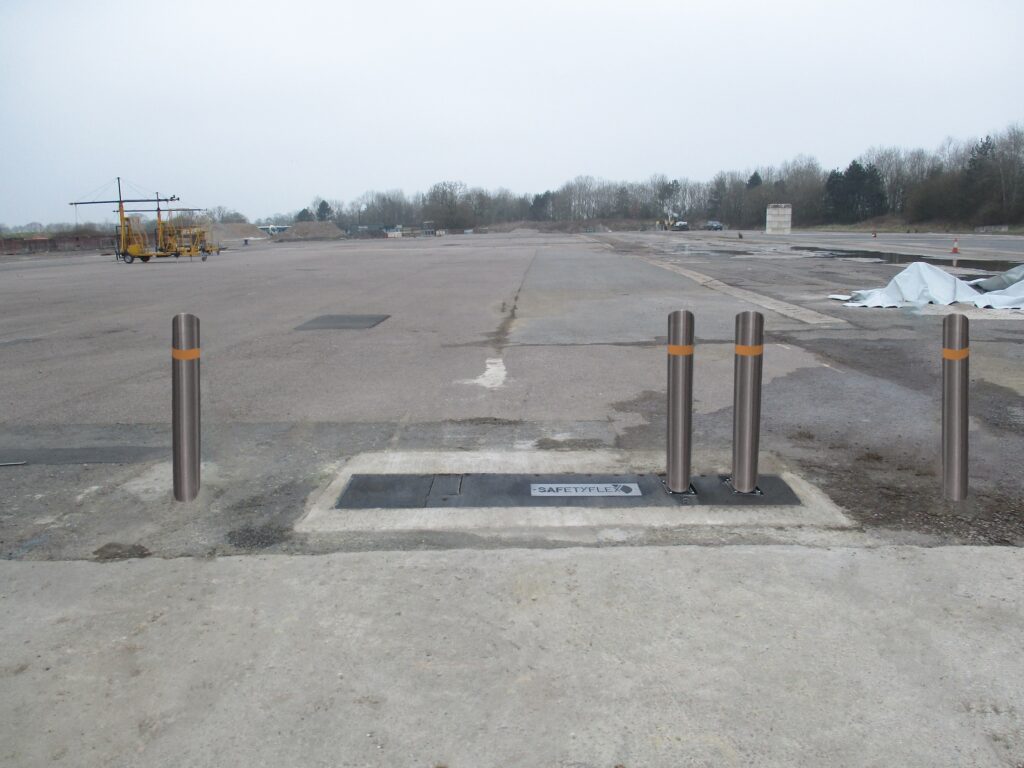 IMG_0020 new4 copy Sliding HVM bollard